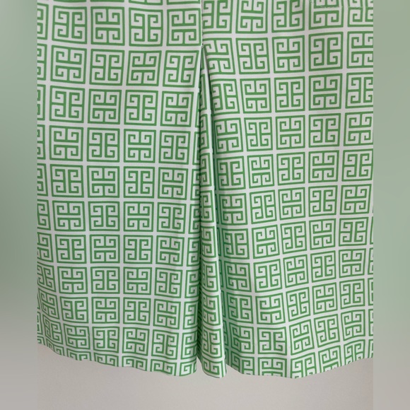 PETER MILLAR Athletic Golf Skort Pockets Wicking Green geometric print Size 8 - Picture 4 of 8
